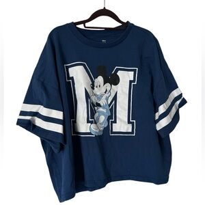 Aeropostale Mickey & Friends Disney Outfit Oversized Relaxed Fit Graphic Tee